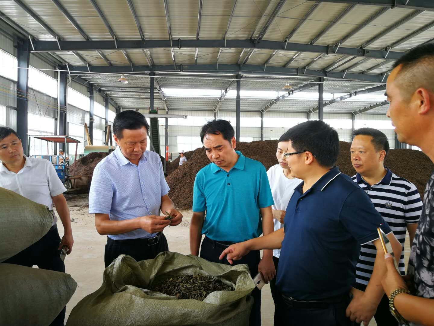 魏心军mmexport1531194148946.jpg 魏心军mmexport1531194148946.jpg